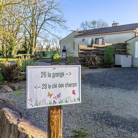 Hébergement de vacances La Clé Des Champs *