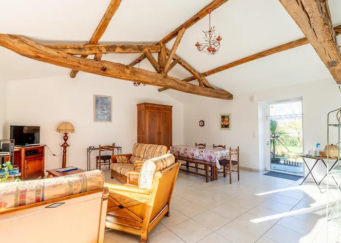 La Cle Des Champs * Saint-Julien-des-Landes